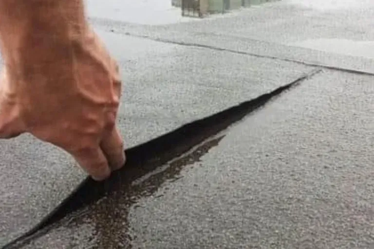 Daklekkage verhelpen door dakdekker van Van Beek in het Gooi